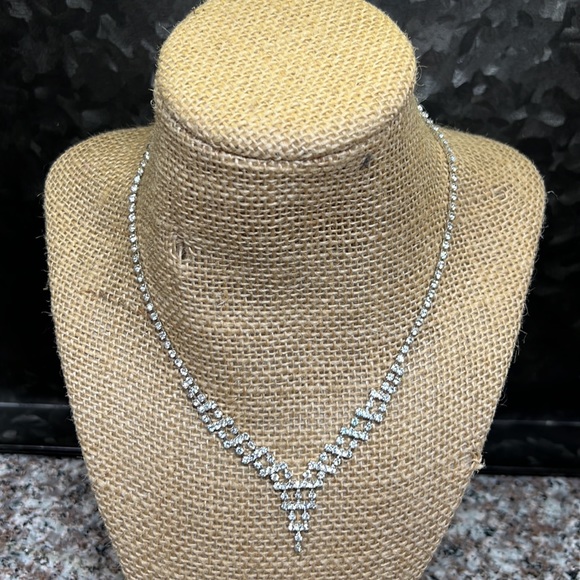 5pc Silver Tone Runway Sparkly Rhinestone Pageant Style Necklace Bundle Choker - Picture 4 of 7